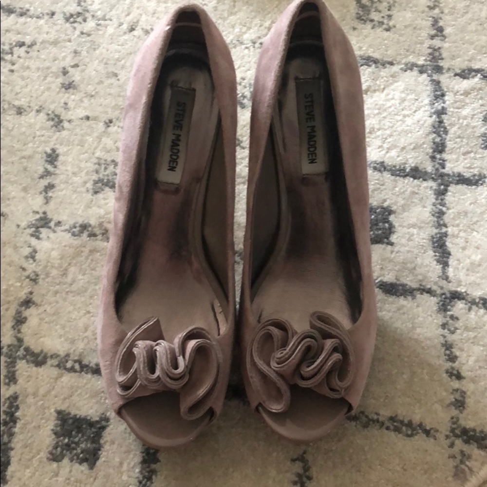 Steve Madden REGAAL suede peep toe stilettos 7.5/8